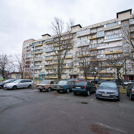 Kvartirkoff Na Volodymyra Ivasiuka 19A Κίεβο Εξωτερικό φωτογραφία